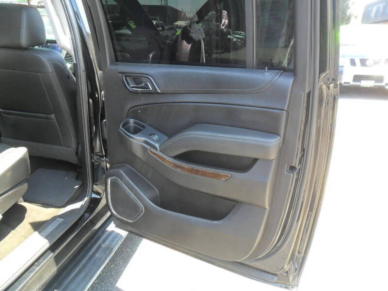 2018 Chevrolet Suburban LT