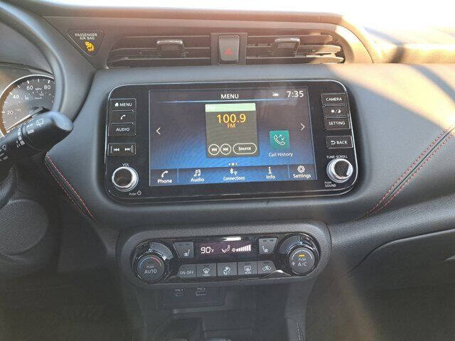 2024 Nissan Kicks SR