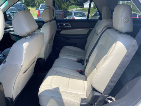 2016 Ford Explorer Platinum