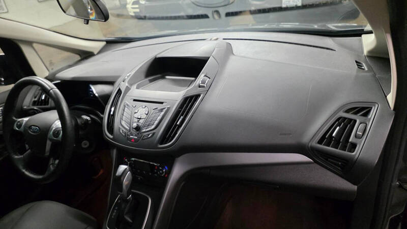 2015 Ford C-MAX Hybrid SE