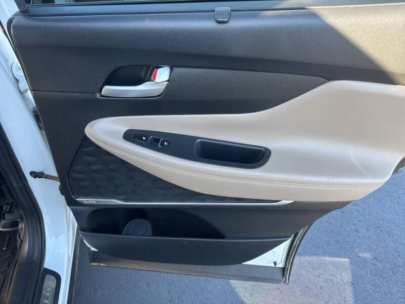 2020 Hyundai Santa Fe Limited 2.0T