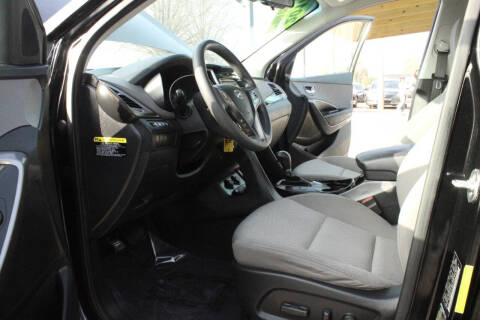 2017 Hyundai Santa Fe SE