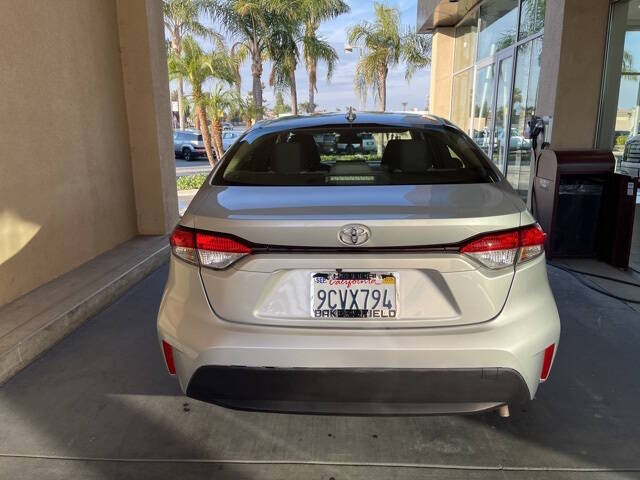 2022 Toyota Corolla LE