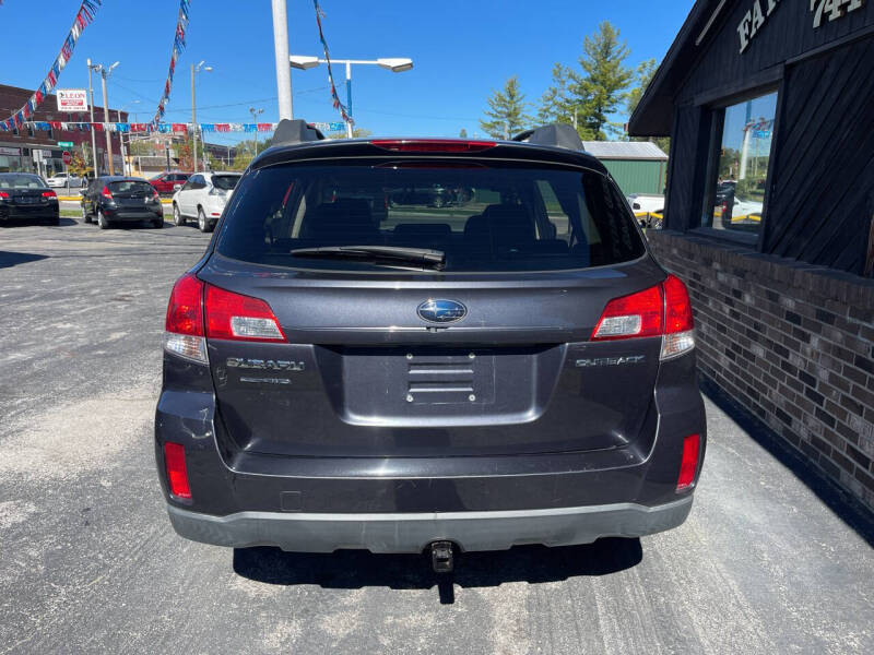 2010 Subaru Outback 2.5i Premium