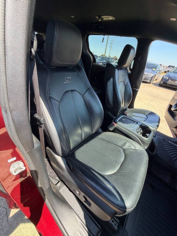 2018 Chrysler Pacifica Touring L Plus
