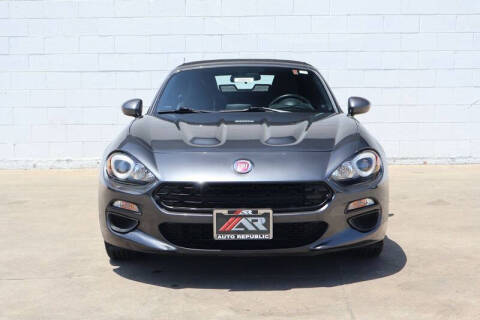 2017 FIAT 124 Spider Classica
