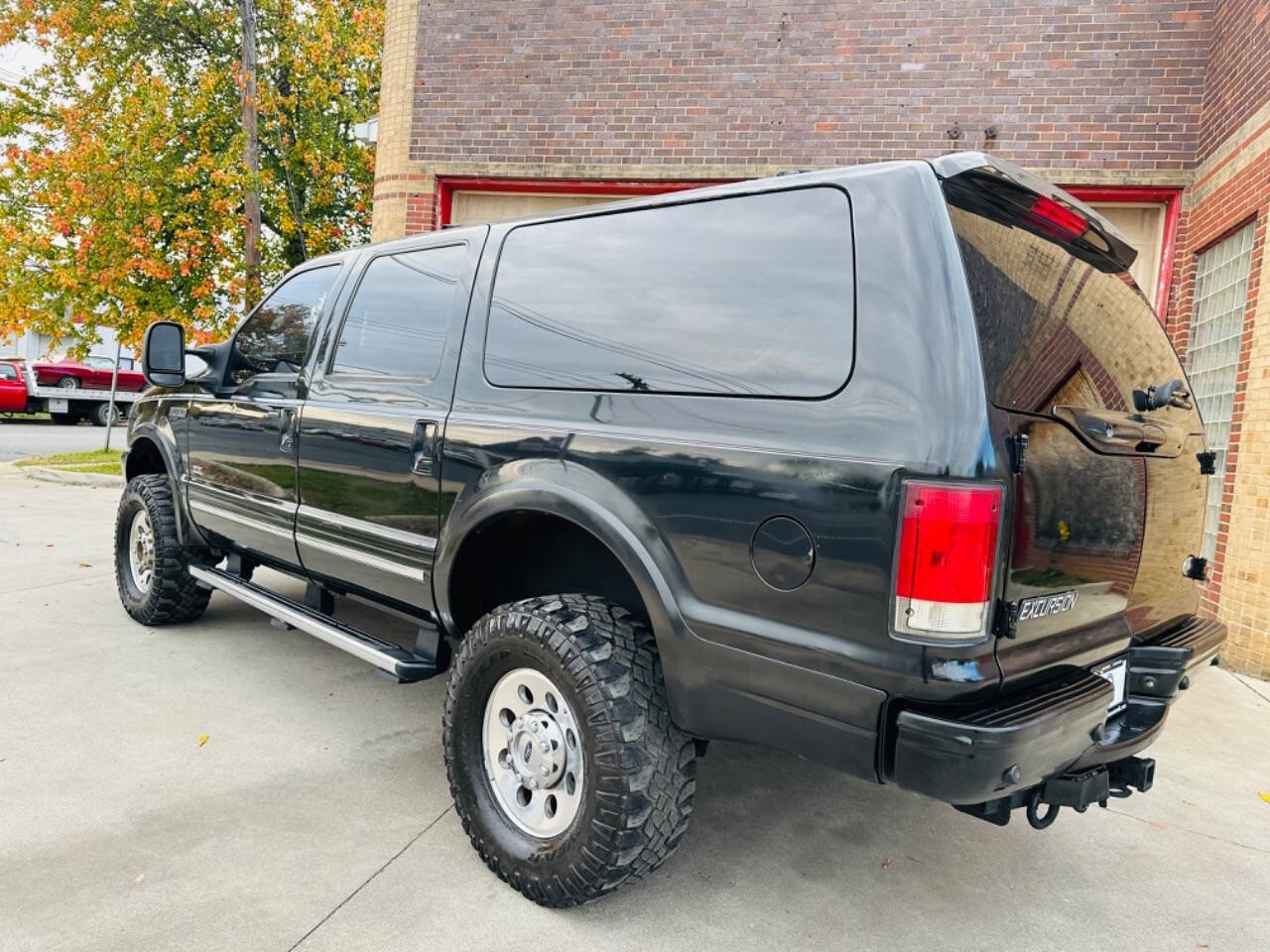 2004 Ford Excursion for sale at American Dream Motors in Winchester, VA