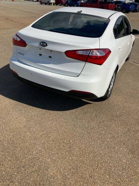 2016 Kia Forte for sale at Mocks Auto in Kernersville NC