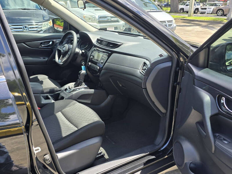 2017 Nissan Rogue S