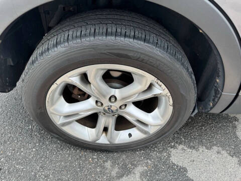 2011 Ford Explorer Limited