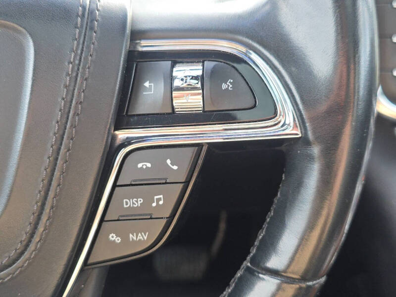 2017 Lincoln Continental Select