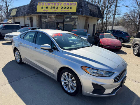 2019 Ford Fusion for sale at Courtesy Cars in Independence MO