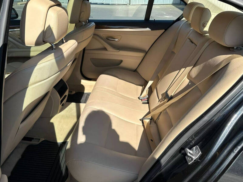 2012 BMW 5 Series 528i xDrive