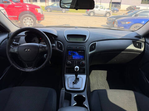 2012 Hyundai Genesis Coupe 2.0T