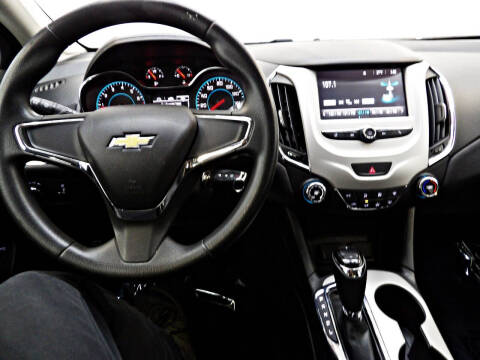 2017 Chevrolet Cruze LS Auto