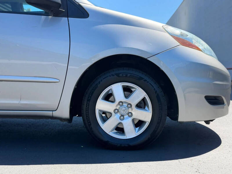 2006 Toyota Sienna