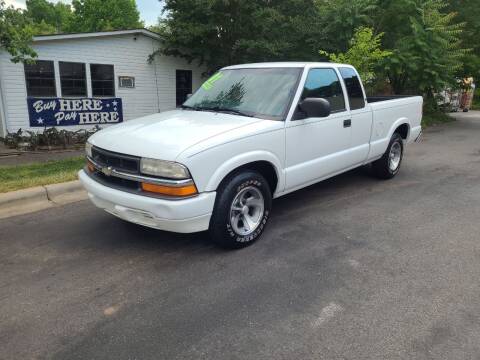 2001 Chevrolet S-10 for sale at TR MOTORS in Gastonia NC