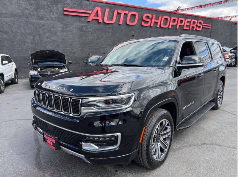 2023 Jeep Wagoneer L Series II's photo