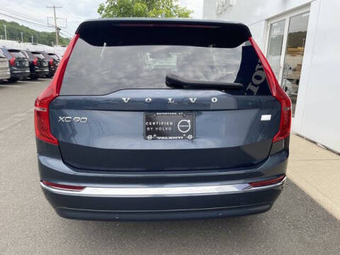 2024 Volvo XC90 Recharge T8 Core Bright Theme