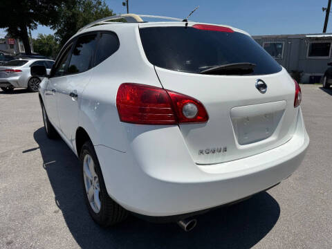 2010 Nissan Rogue S