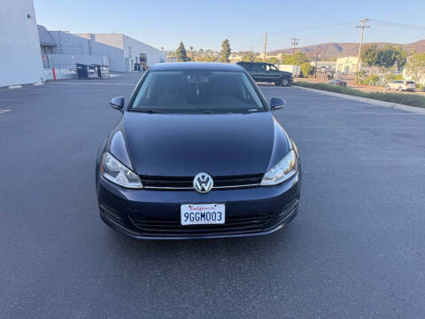 2017 Volkswagen Golf TSI S