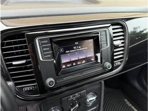 2019 Volkswagen Beetle