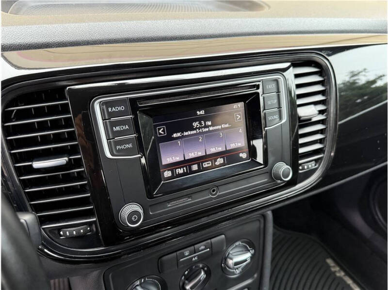 2019 Volkswagen Beetle