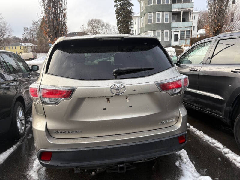 2016 Toyota Highlander XLE