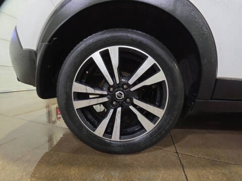 2019 Nissan Kicks SR