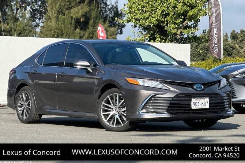 2024 Toyota Camry Hybrid XLE