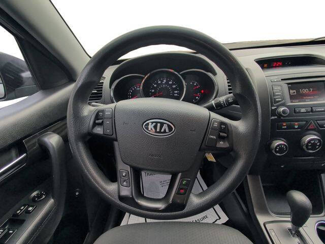 2013 Kia Sorento LX