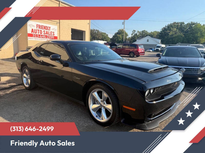 2016 Dodge Challenger R/T's photo