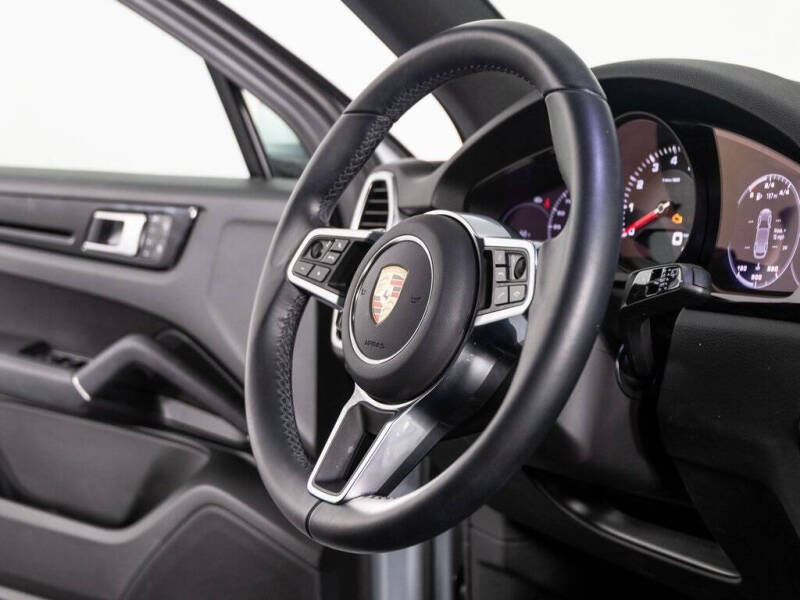 2023 Porsche Cayenne