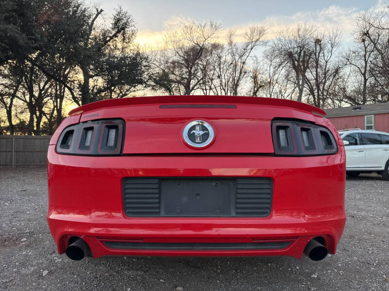 2013 Ford Mustang V6