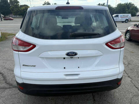 2014 Ford Escape S
