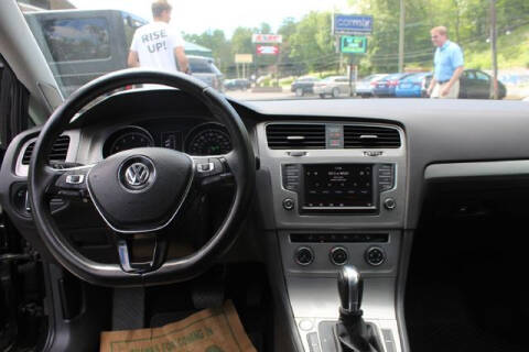 2016 Volkswagen Golf