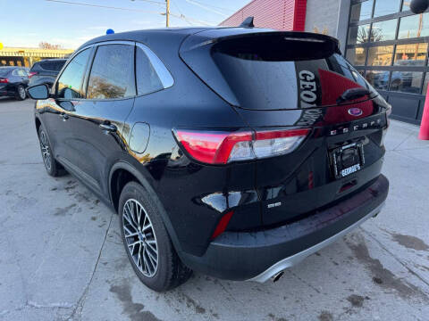 2022 Ford Escape Plug-In Hybrid SE
