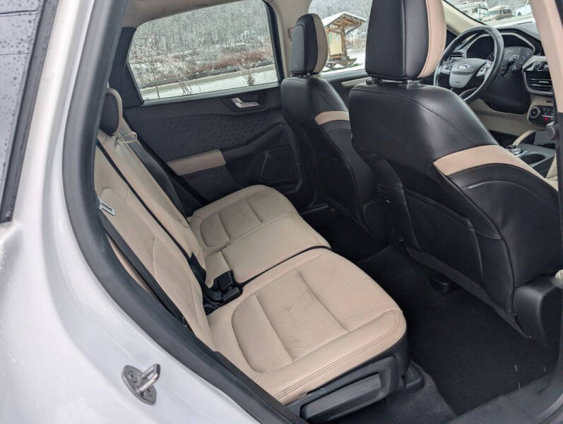 2020 Ford Escape SEL