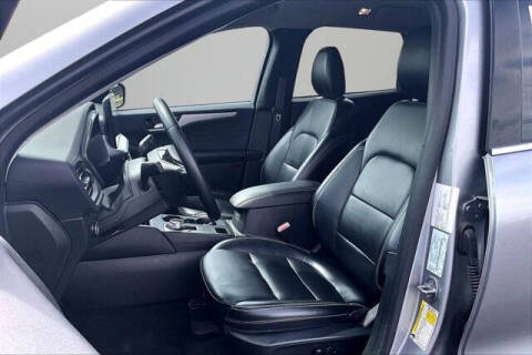 2024 Ford Escape Platinum