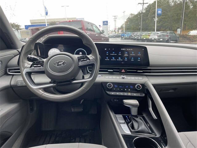 2023 Hyundai Elantra