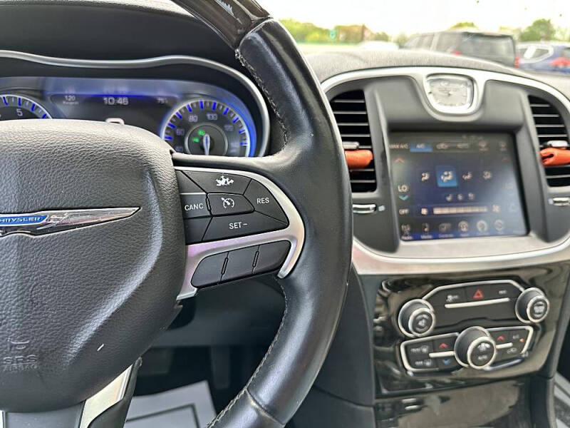 2016 Chrysler 300 C