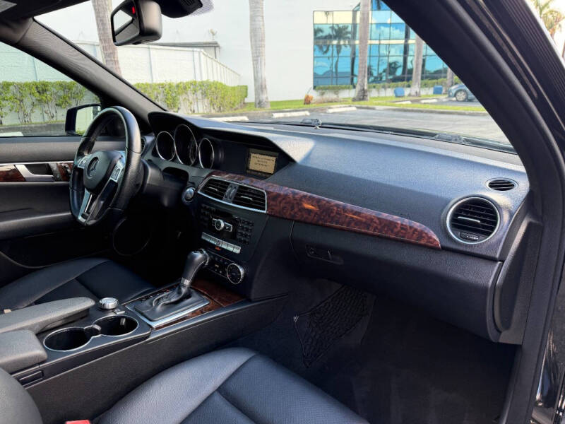 2014 Mercedes-Benz C-Class C 250 Sport