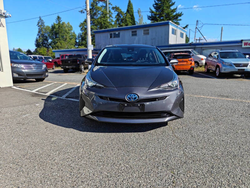 2018 Toyota Prius Two