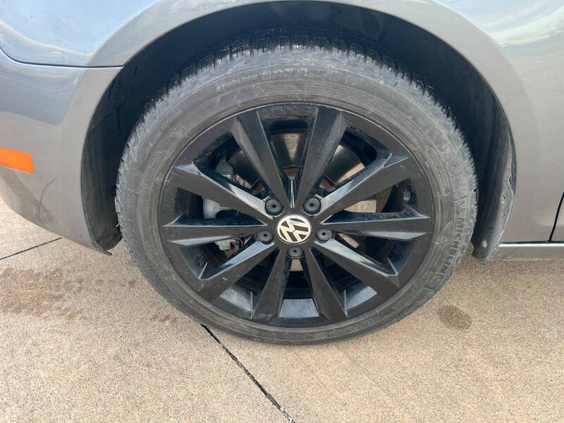 2013 Volkswagen Jetta SportWagen TDI