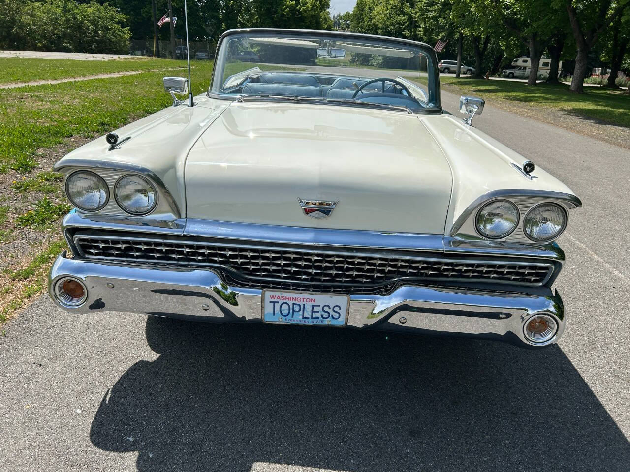 1959 Ford Fairlane 3