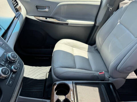 2017 Toyota Sienna