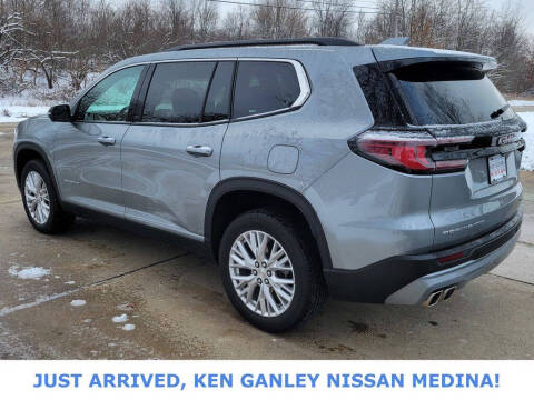 2024 GMC Acadia Elevation