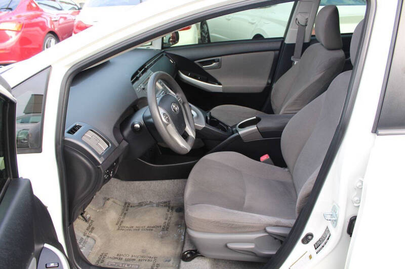 2013 Toyota Prius Three