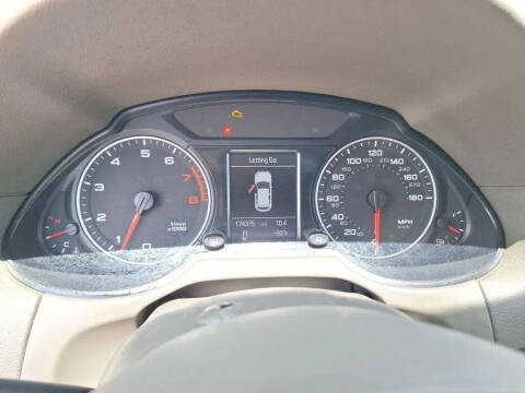 2012 Audi Q5 3.2 quattro Premium Plus