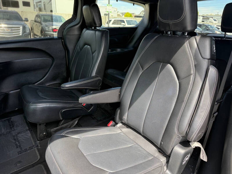 2018 Chrysler Pacifica Touring L